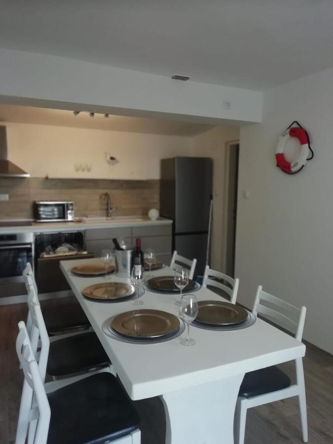 Apartment Hajduk Starigrad Paklenica Exterior photo